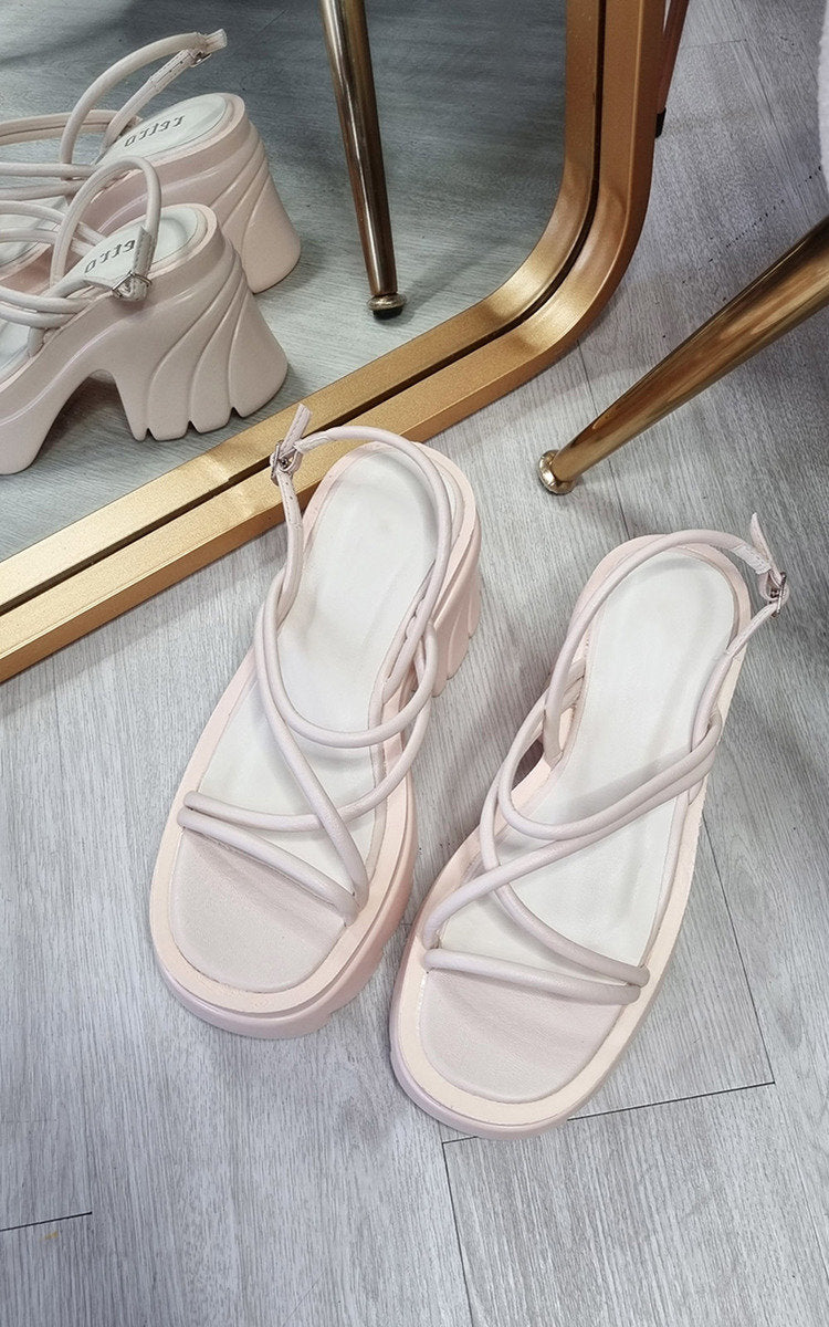 ikrush-sienna-faux-leather-extreme-platform-sandals-1645794741529710-01_525t-bp.jpg