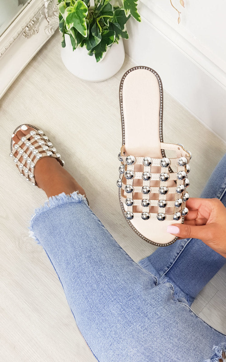 ikrush-stella-studded-caged-open-toe-sliders-158031333020200129-121619-0.jpg