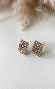 ikrush-willa-embellished-earrings-1658253004IMG-0735-1.jpg