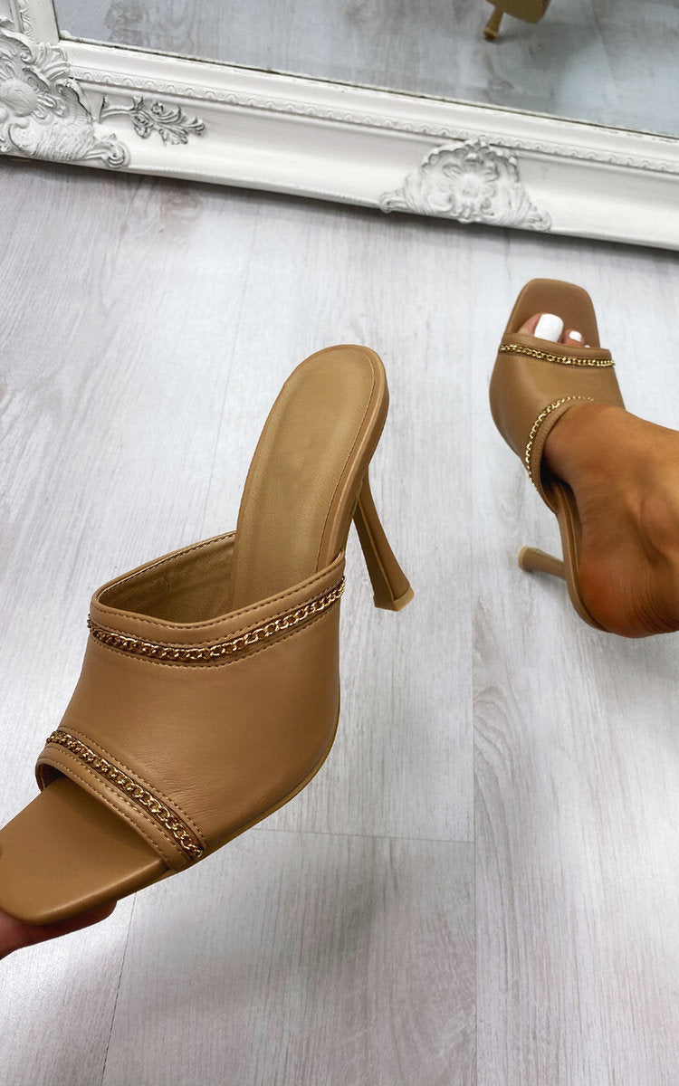 ikrush-zeena-chain-detail-heels-161588886314-525196_i4cu-iv.jpg