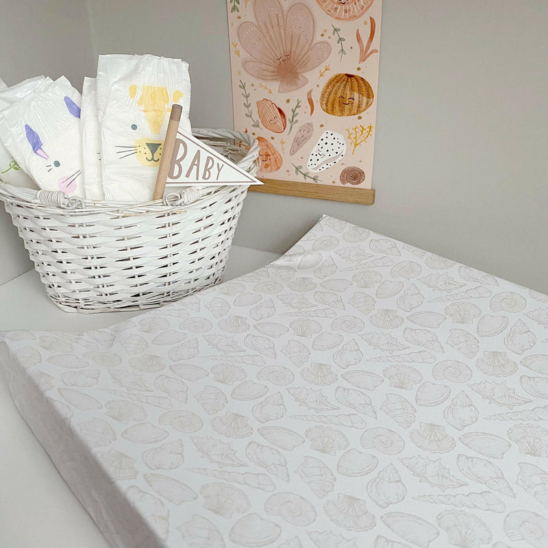 Anti-Roll Wedge Changing Mat - Delicate seashell print