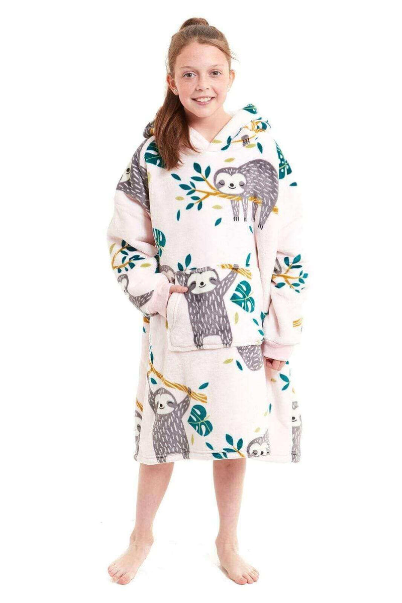 Kids Oversized Hooded Fleece Blanket with Reversible Sherpa Double Pocket Ultra-Soft Cozy Wearable Blanket for Lounging and Outdoor Ages 8-15 by Daisy Dreamer