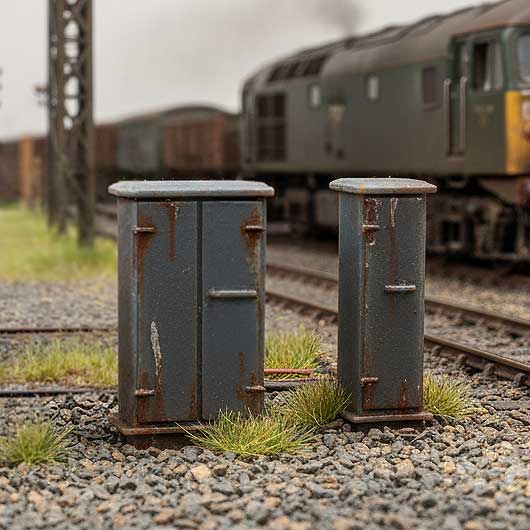 O Scale Ready to Paint Lineside Relay Cabinet - Mixed (6 pack)