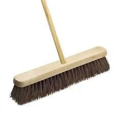 24" Hard Bassine Garden Wooden Broom Brush