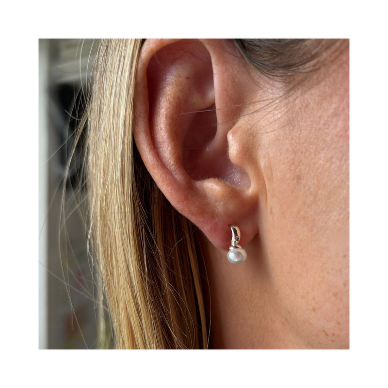 Hoop Pearl - Silver Stud Earrings