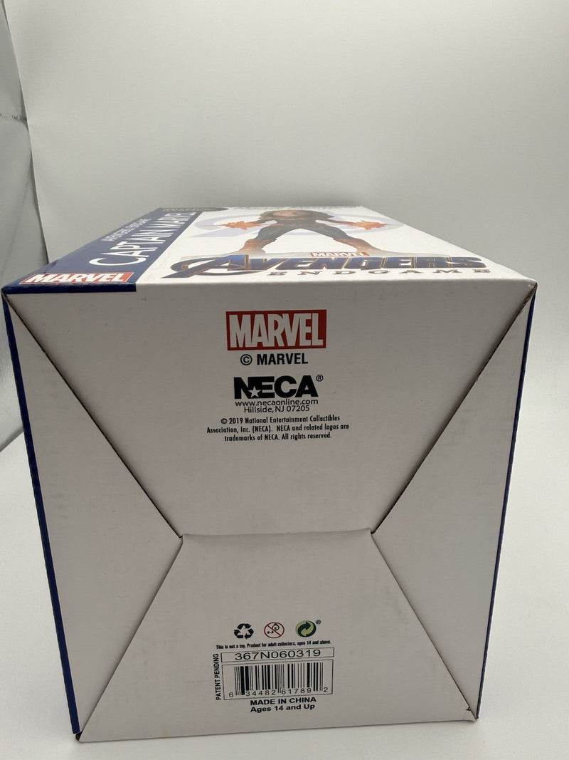 NECA: AVENGERS 4 - CAPTAIN MARVEL HEAD KNOCKER
