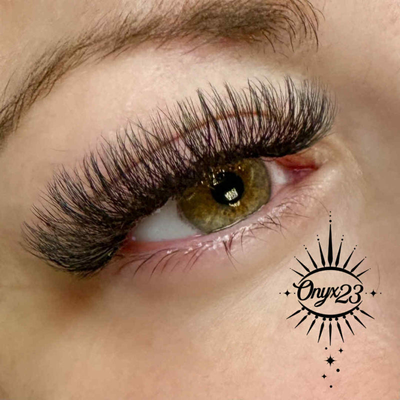 8D Clover Lashes – 16 Row Mixed Tray