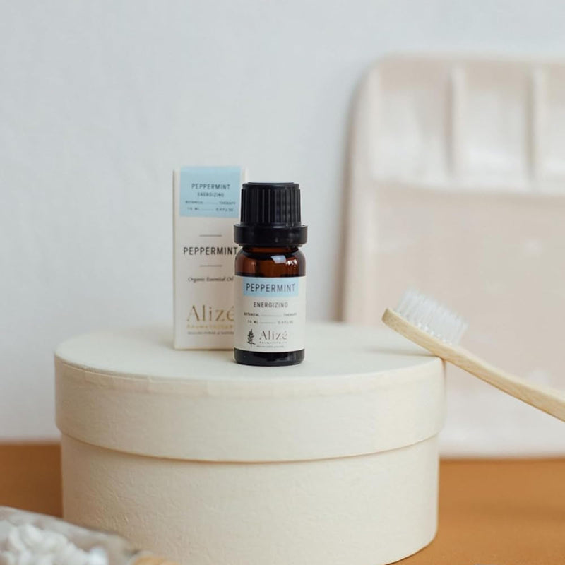 Organic Peppermint Essential Oil - 10ml | USDA Organic, 100% Pure & Natural | Diffuser & Aromatherapy