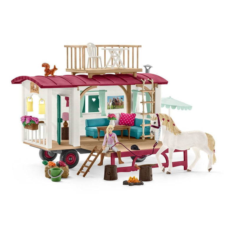 SCHLEICH Horse Club Caravan for Secret Club Meetings Toy Playset, 5 to 12 Years, Multi-colour