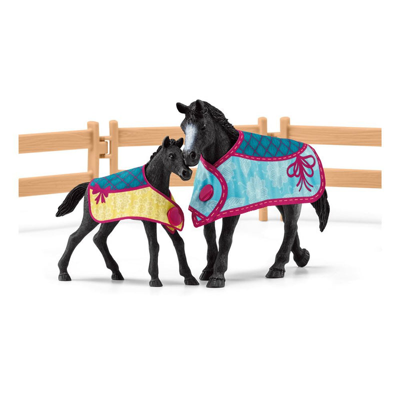 SCHLEICH Horse Club Horse Box with Mare and Foal Toy Playset, 5 to 12 Years, Multi-colour