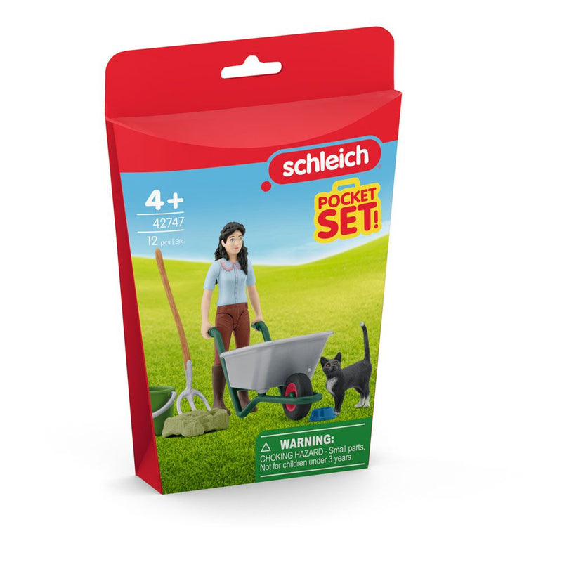 SCHLEICH Horse Club Mucking & Grooming Toy Playset