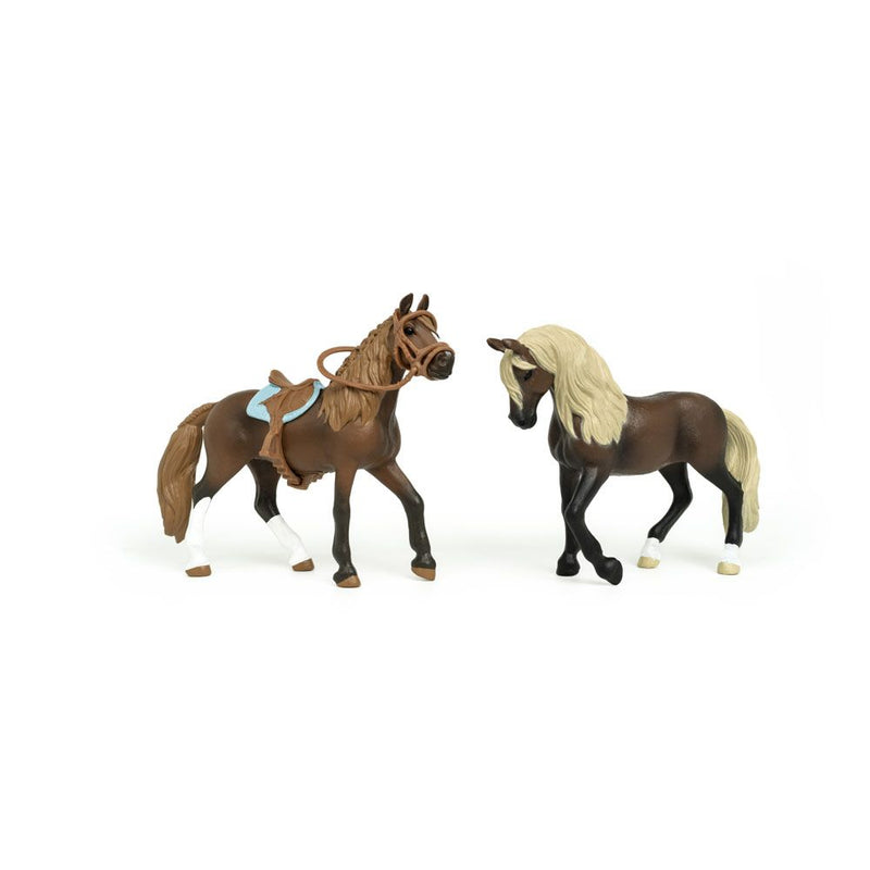 SCHLEICH Horse Club Paso Peruano Starter Toy Figure Set