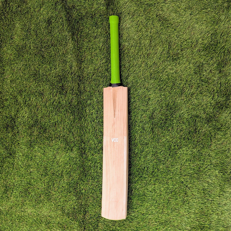 Plain Cricket Bat (Short Handle)