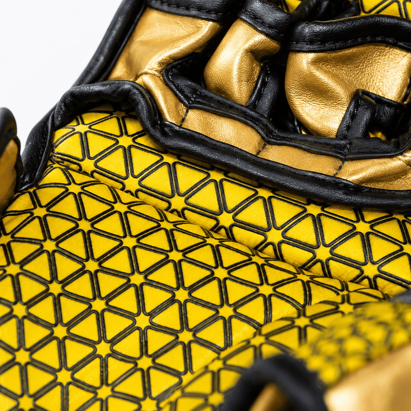 Playerz Power MMA Sparring Gloves - Black/Gold
