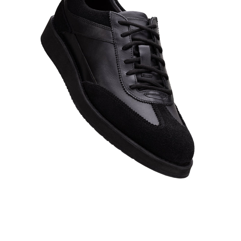 QUIVE London Richmond Leather Trainers