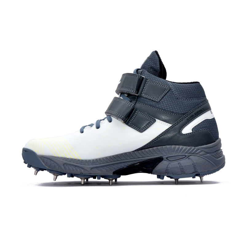 QUIVE SEGA Bold Cricket Shoes – Metal Spikes