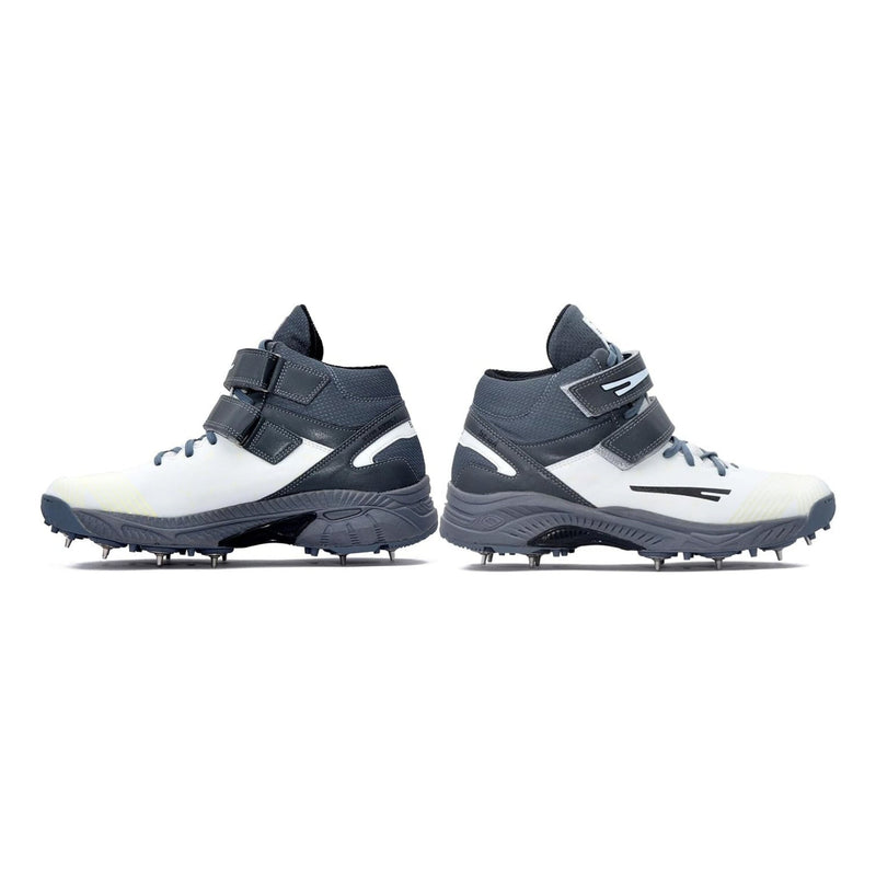 QUIVE SEGA Bold Cricket Shoes – Metal Spikes