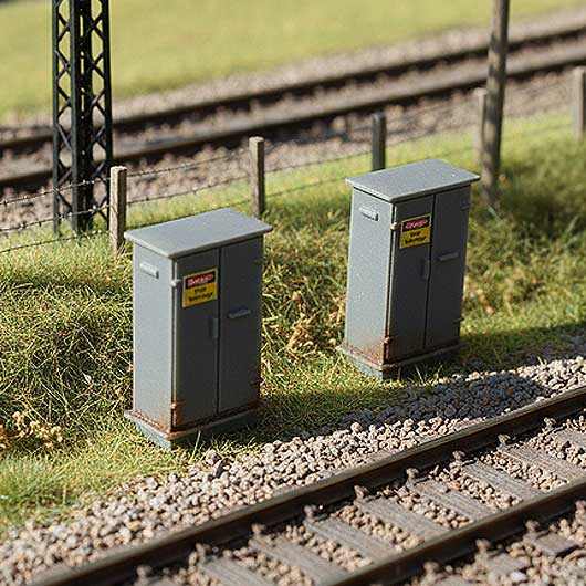 N Scale Ready to Paint Lineside Relay Cabinet - Wide (6 pack)