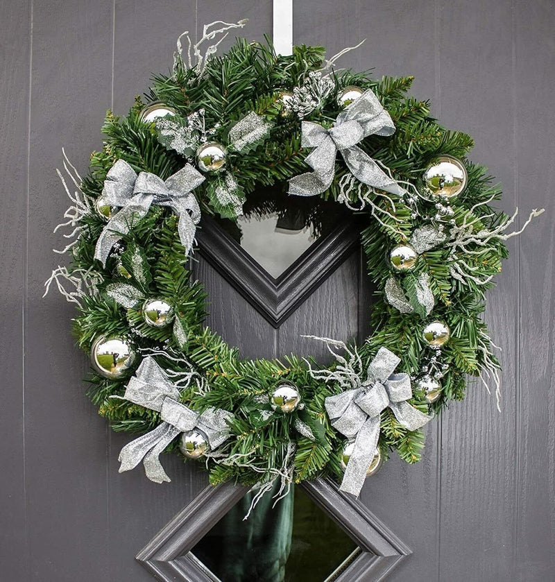 Pre-Decorated Wreath with Silver Decorations