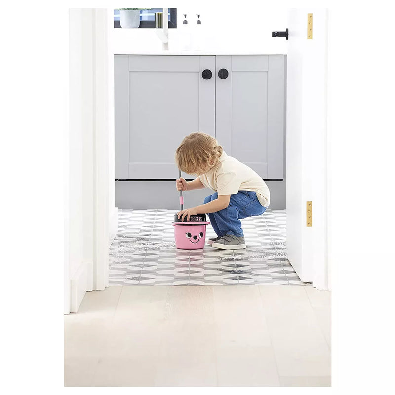 Kit Menage Enfant Jouet 2 Ans Casdon Hetty Mop & Bucket | Ensemble De Nettoyage Pour Enfants à Kit Menage Enfant Jouet 2 Ans Casdon Hetty Mop & Bucket | Ensemble De Nettoyage Pour Enfants à