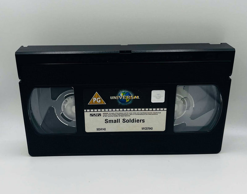 Small Soldiers (PG)