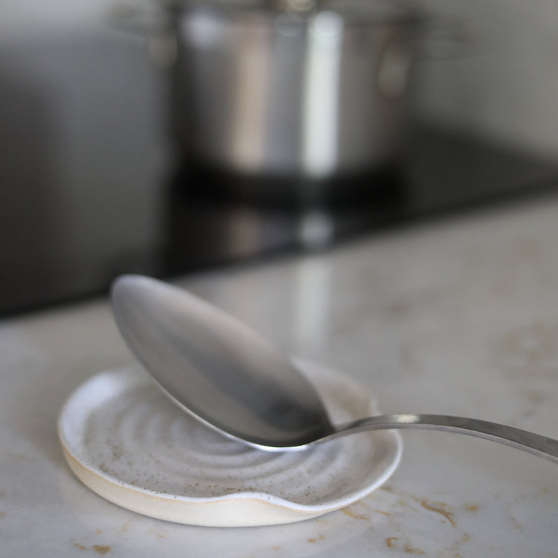 Pepper White Classic Spoon Rest