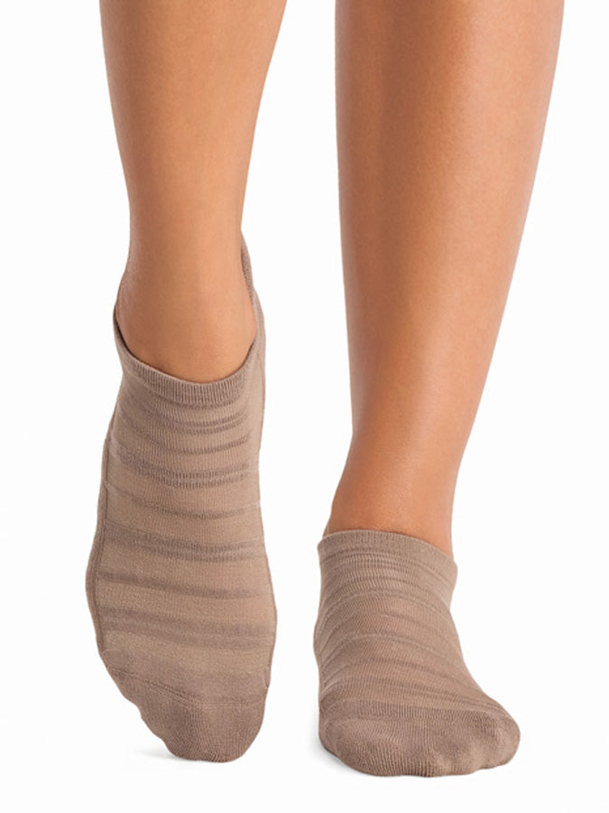 Tavi Savvy Breeze Grip Socks