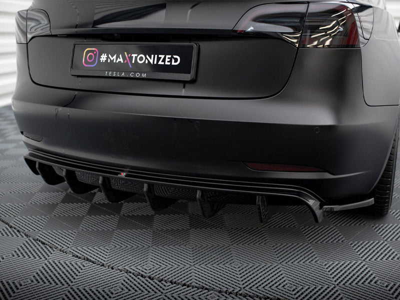 Maxton Design - REAR VALANCE V.2 TESLA MODEL 3 (2017-2023)