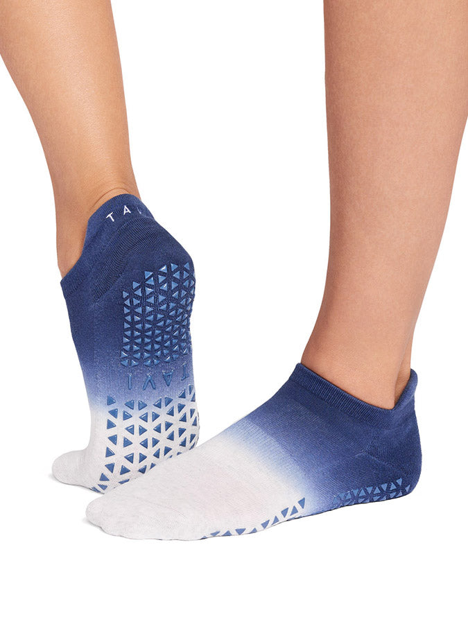 Tavi Savvy Grip Socks