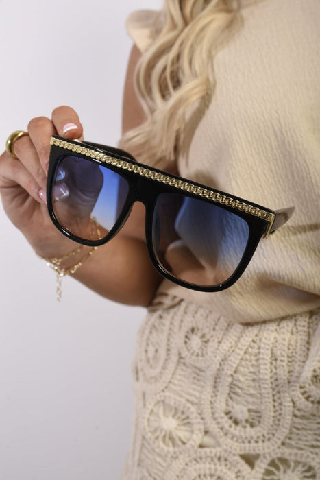 Luxurious Square Oversized Sunglasses with Gold Stripe