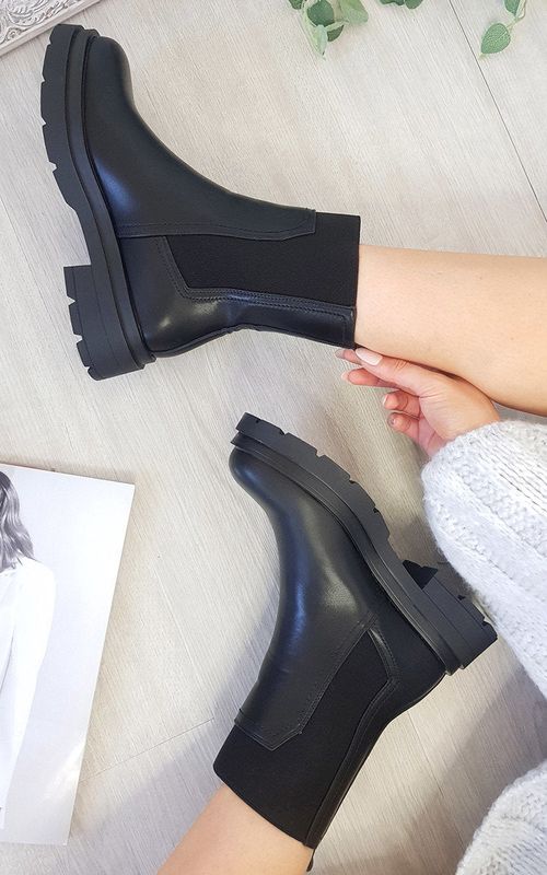 https://images.avasam.com/?url=https://avasamnew.s3.amazonaws.com/live//ikrush-pandora-chunky-ankle-boots-1630344776527510-02.jpg&w=500