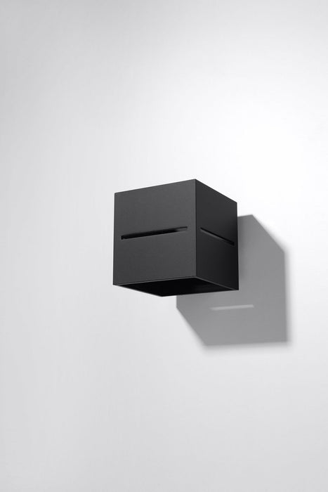 LOBO Black Wall Lamp: Modern Loft Design with Up/Down Square Shape - G9