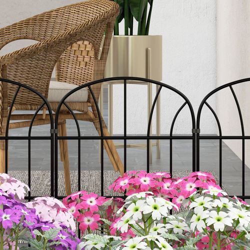 Outsunny 8PCs Decorative Garden Fencing 24in x 8.7ft Metal Border Edging