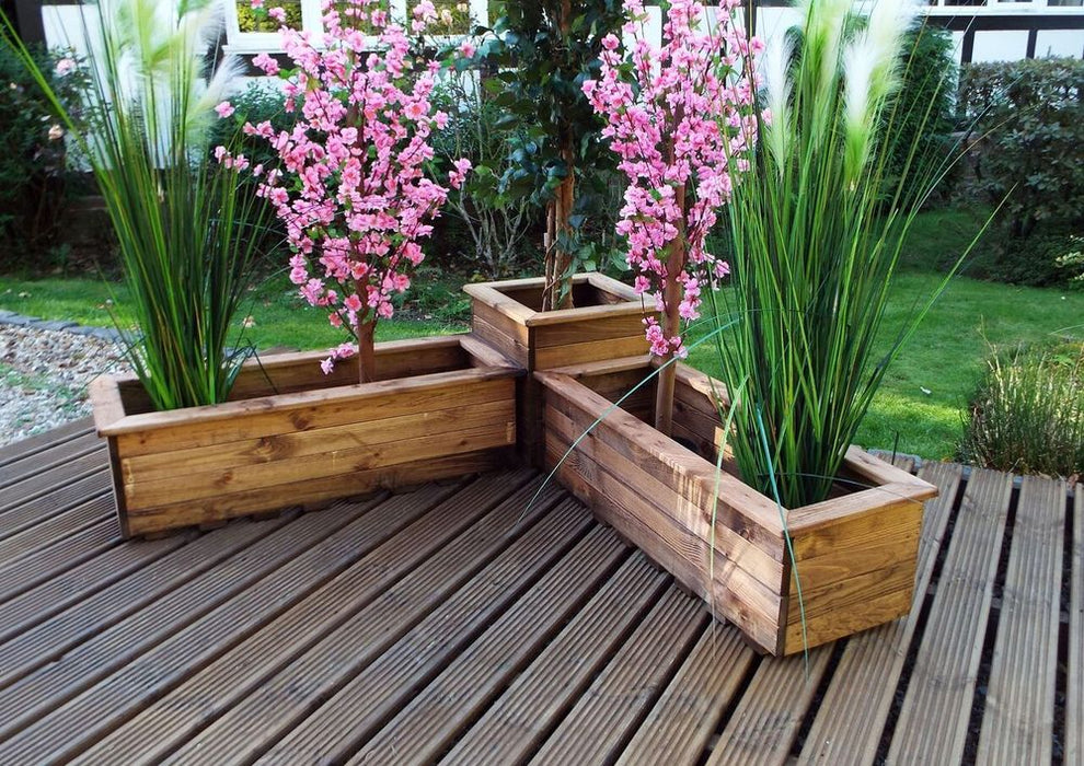 Premium British-made Corner Planter Set │Traditional Design, Sustainable Wood, Rustproof Bolting