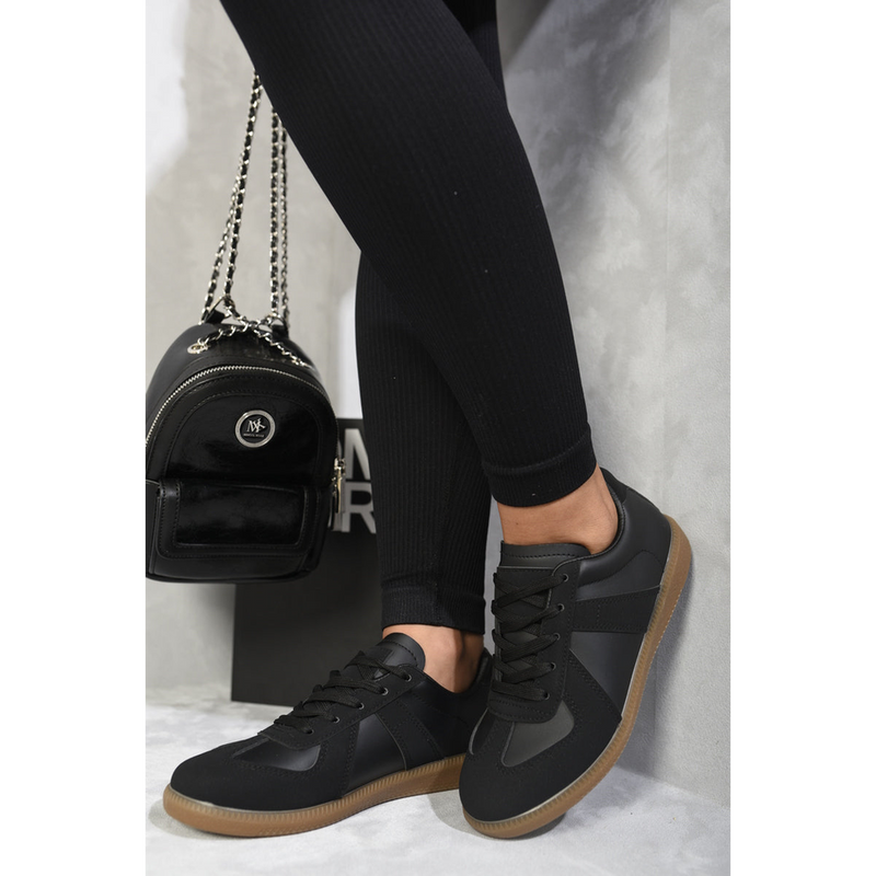 Ultimate Comfort & Style: Julissa Low Top Lace-Up Trainers