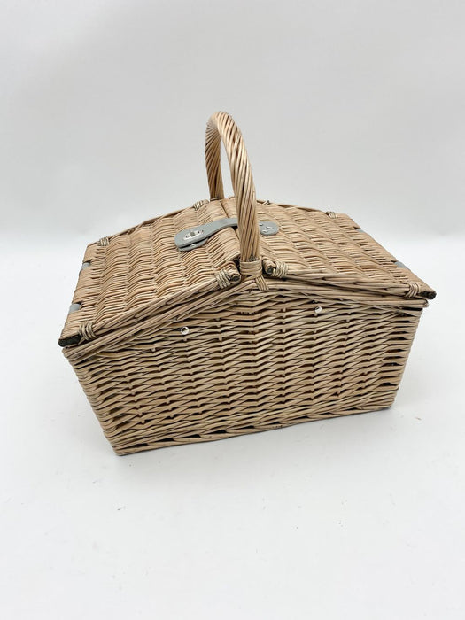 Premium 45cm Willow Picnic Basket - Removable Cooler Bag, Cutlery, Plates, Bottle Opener, Salt & Pepper Shakers, Acrylic Glasses