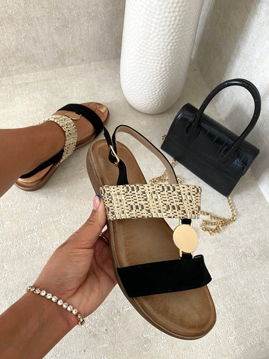 Kendra Ankle Strap Flat Sandals - Elevate Your Summer Style!