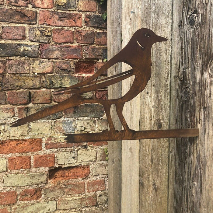 Premium Rusty Metal MAGPIE Garden BIRD Sign - Unique Outdoor Decoration