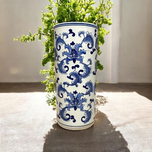 18" ROUND BLUE & WHITE UMBRELLA STAND