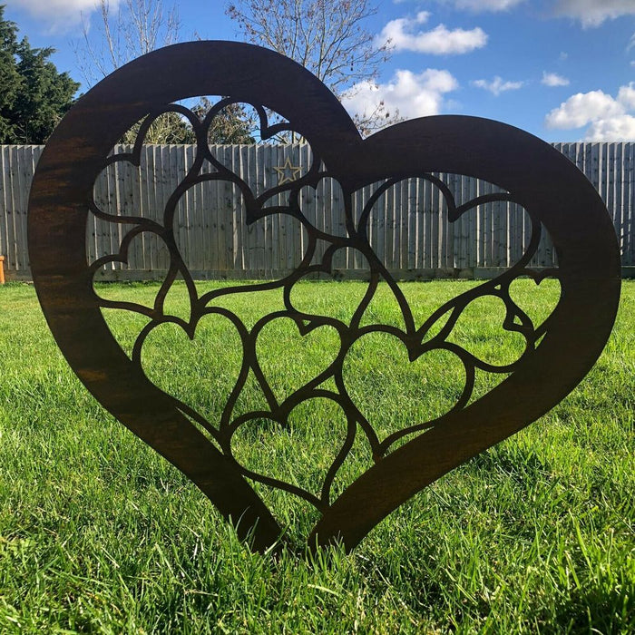 Rustic Metal Heart Garden Decor - Outdoor Lawn Decoration