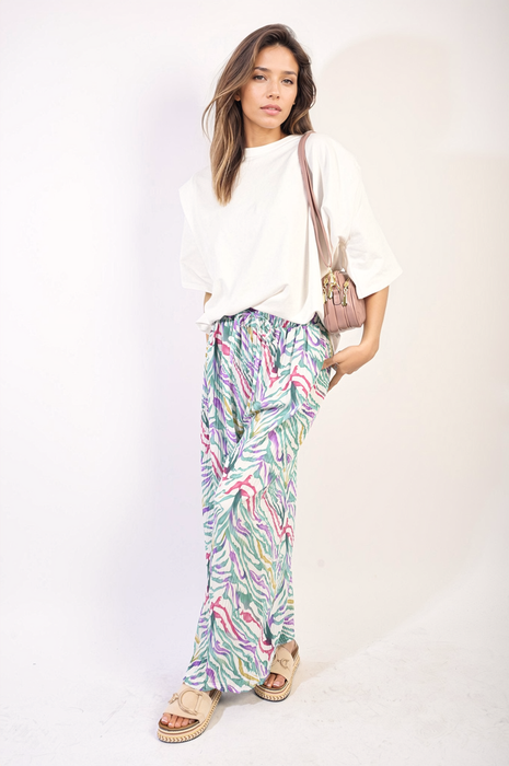 Pleated Wide Leg and Elastic Waist Trousers - Stylish, Comfortable, and Versatile!