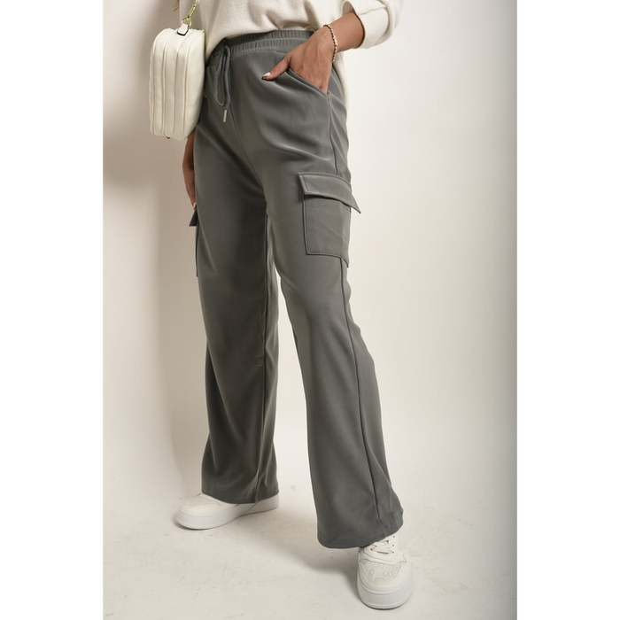 Stylish Wide Leg Trouser with Drawstring Waist & Flap Pockets