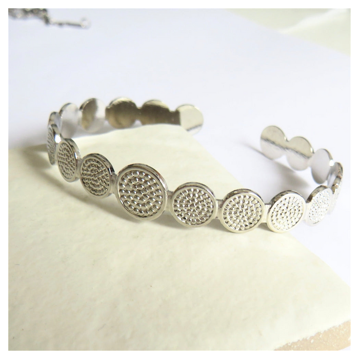 Circle Bangle | Ideal Birthday or Christmas Gift