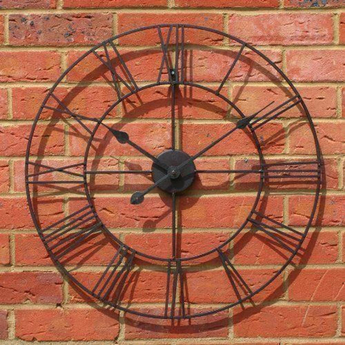 Stunning 60CM Roman Metal Clock in Black: Professional Seller, High-Quality, Attention to Detail. Perfect Statement Piece for any Room!