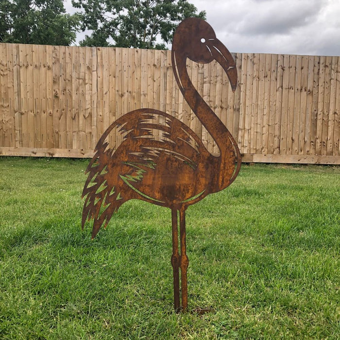 Rusty Metal FLAMINGO Garden Ornament Statue - Unique Lawn Feature, Perfect for Home & Outdoor Decor