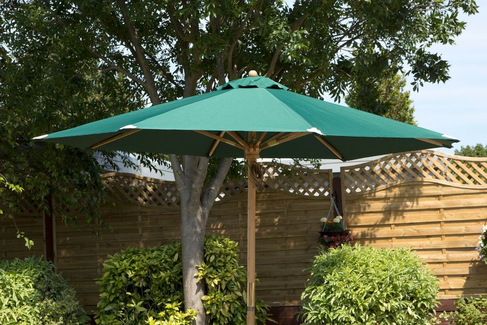 Premium Waterproof Green Parasol - Reinforced Tips, 2.7m Diameter