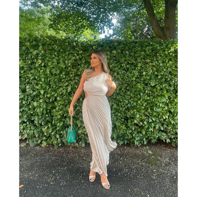 One Shoulder Cut Out Pleated Party Dress - Get ready to steal the spotlight at any special occasion! 💃✨