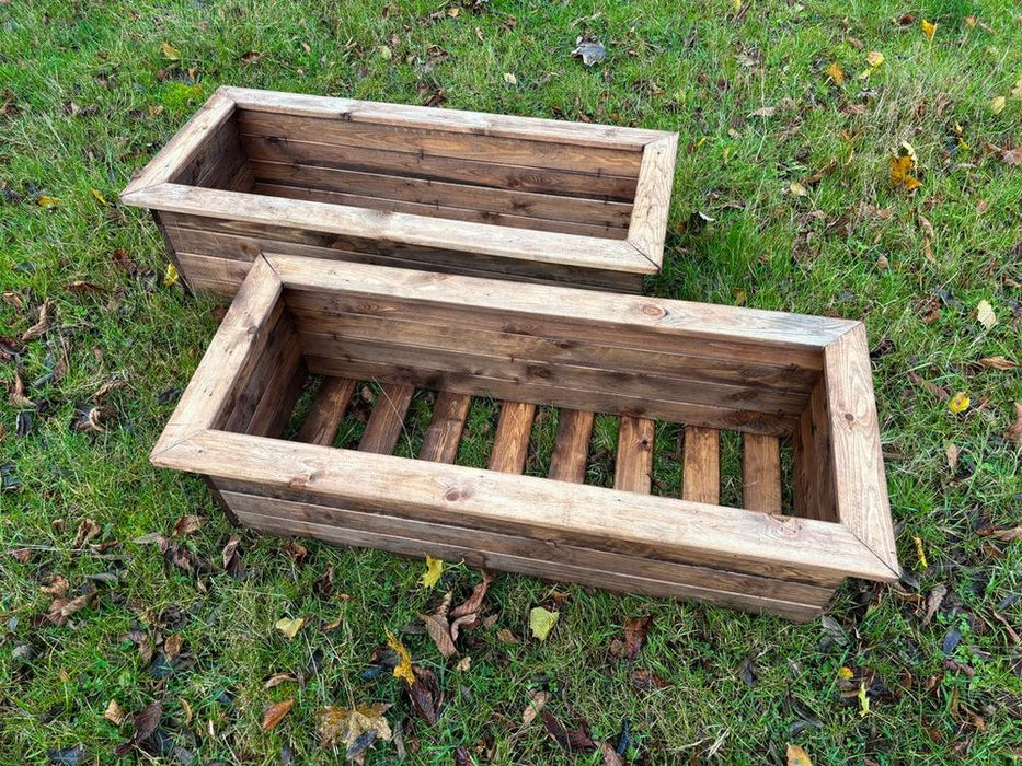 Premium XL Wooden Trough - Handcrafted in Britain, Sustainable Wood, Drainage Slats, 100L Volume