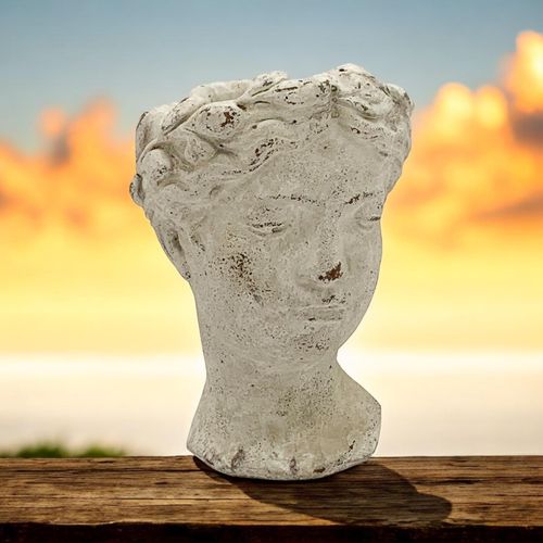 26CM CREAM CEMENT BUST POT