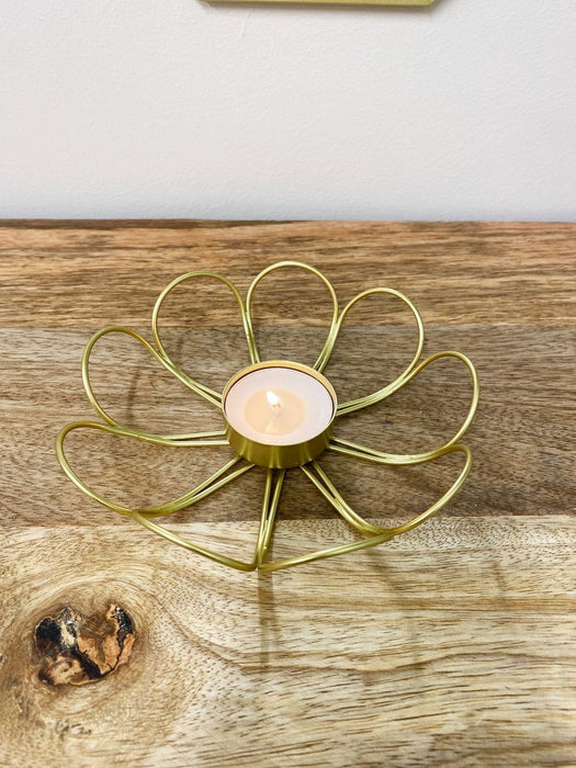 Exquisite Flower Wire Tealight Holder - Elegant Home Decor Accent - Gold Petal Design - High Quality Craftsmanship